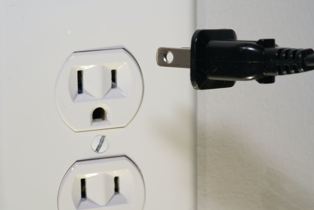 How to Add a Switch to an Electrical Outlet