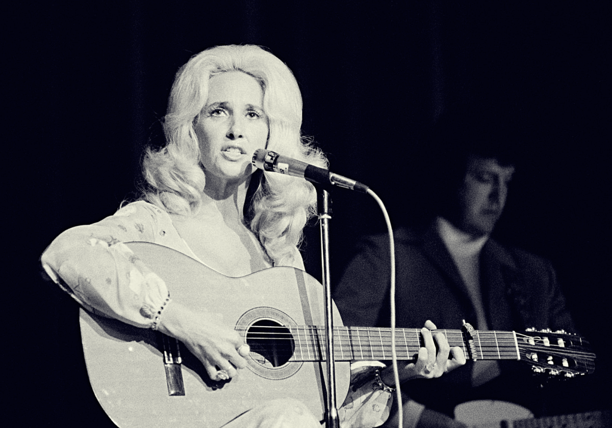 13 Popular 1970s Female Country Singers