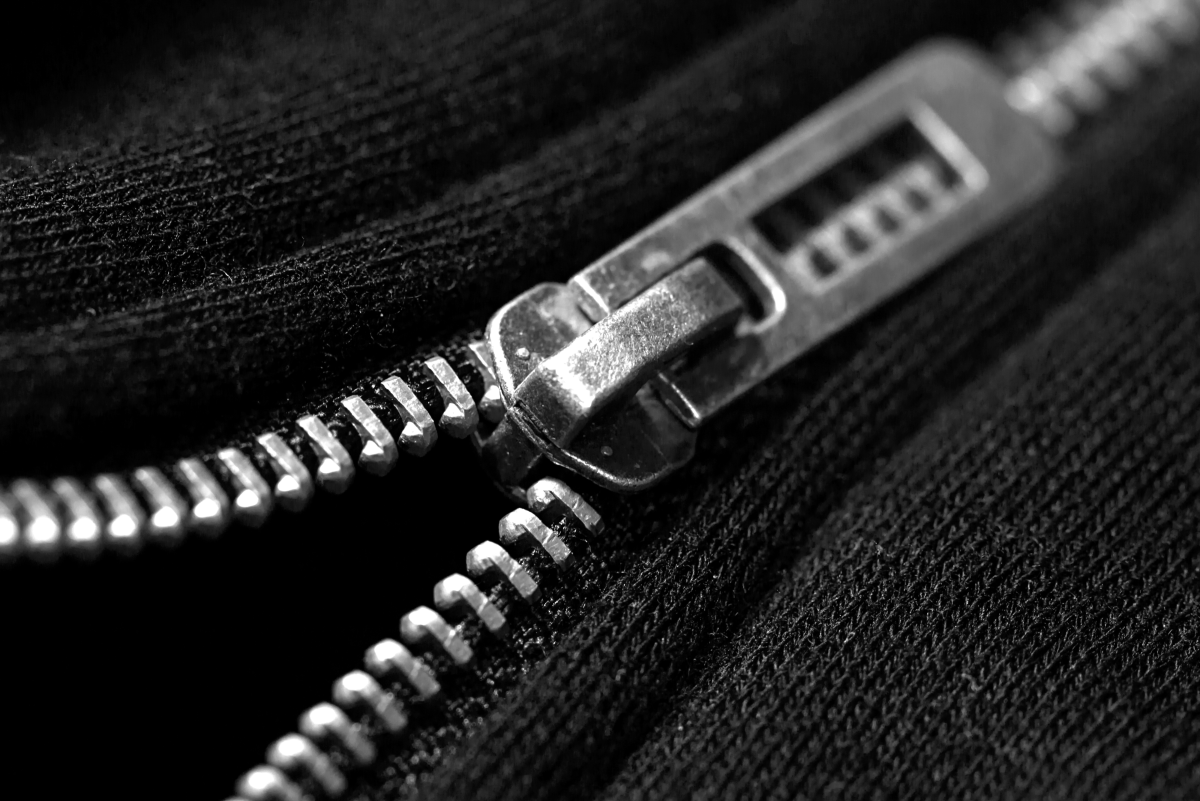 How To Put A Zipper Back On Track Dengarden