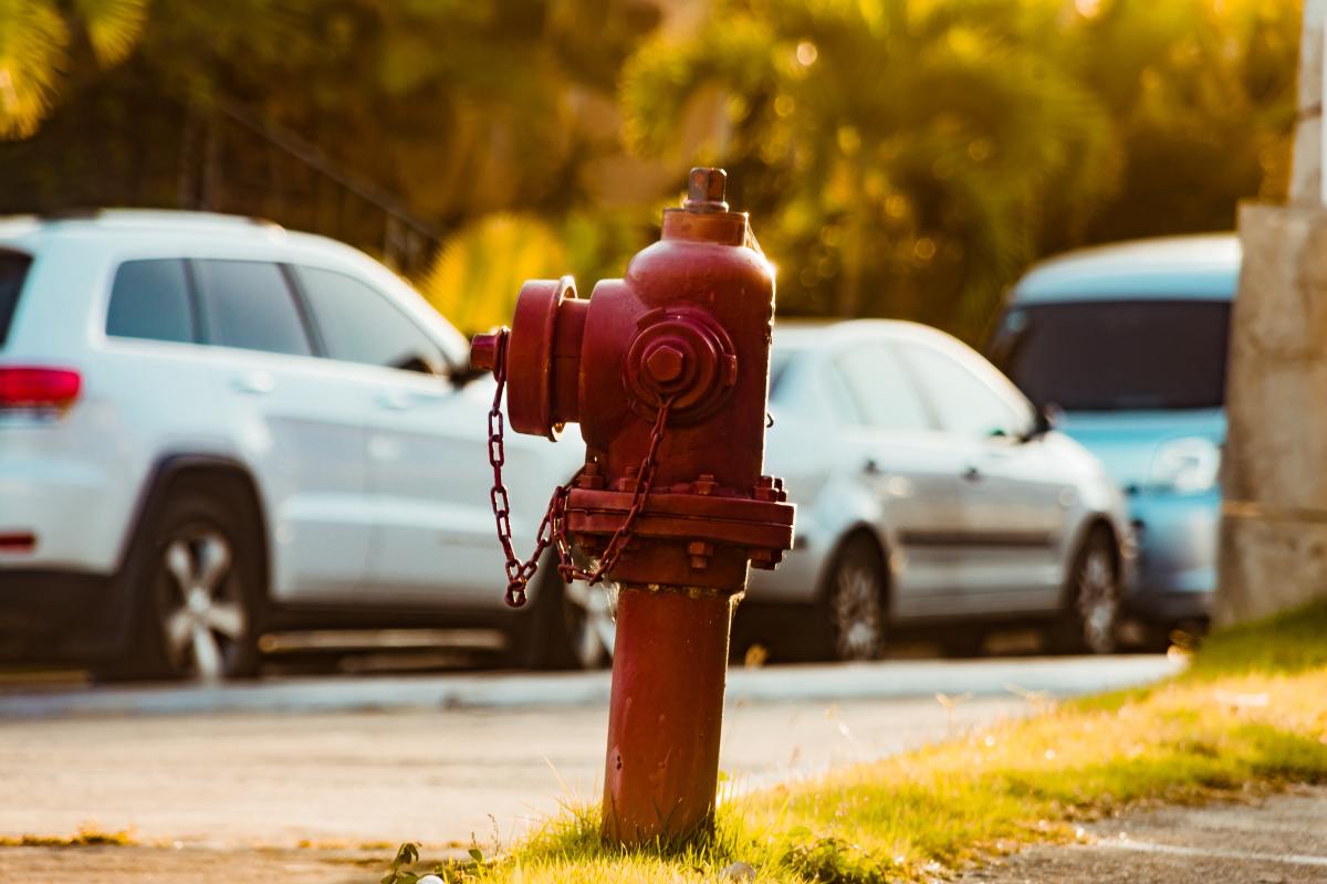 How to Get Emergency Drinking Water From Fire Hydrants