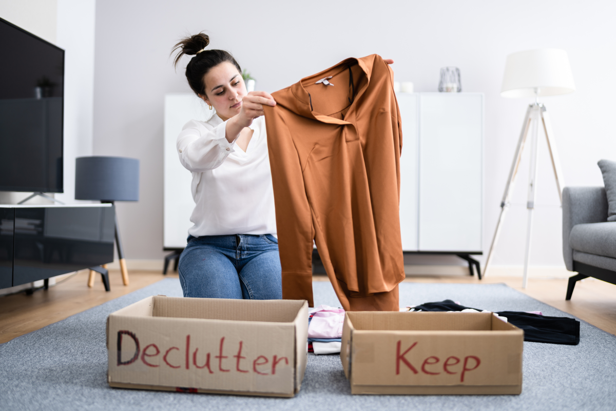 How to Declutter Your House in 30 Days: Simplify Your Life