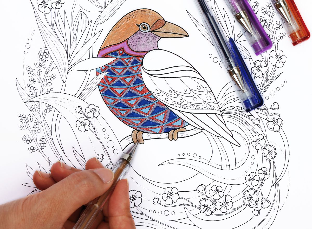 Coloring in Mythographic: Menagerie with Aen Art Glitter Gel Pens 
