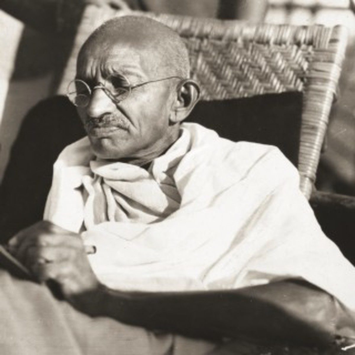 Gandhian Philosophy Love and NonViolence HubPages