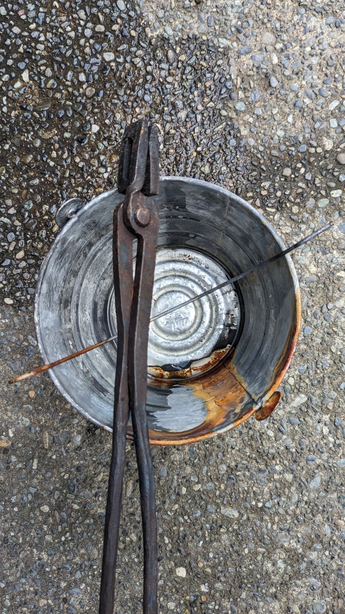 How to Build a Homemade "Vortex" Poortex for Your Charcoal Kettle Grill Delishably