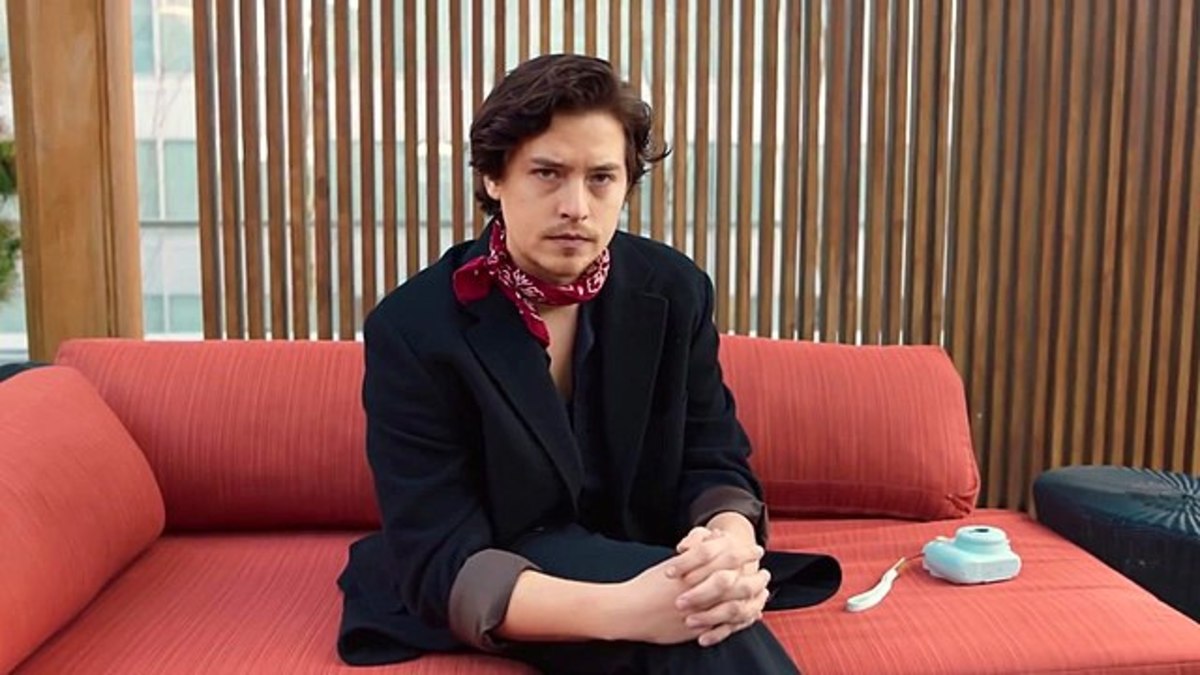 73 Questions With Cole Sprouse Vogue   03 