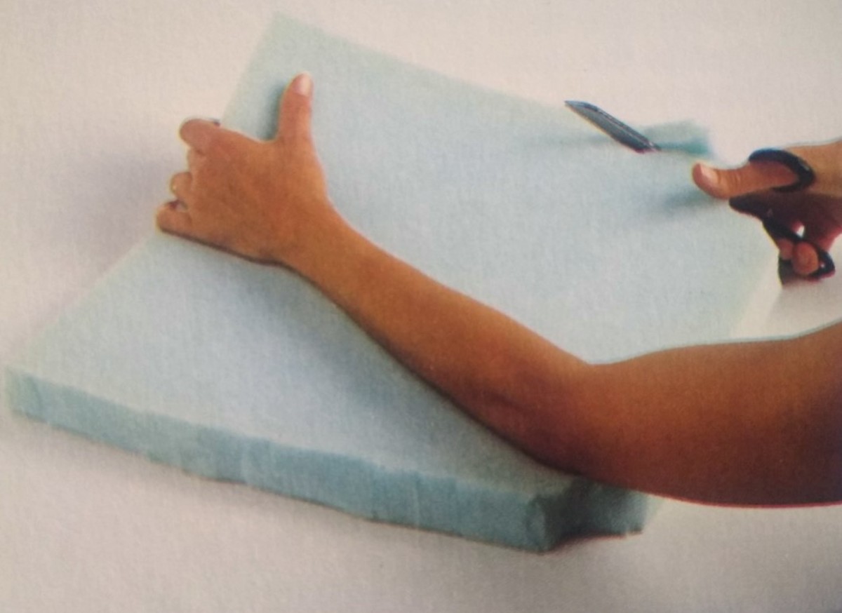 How to Make a Simple Seat Cushion with Buttons and Ties HubPages