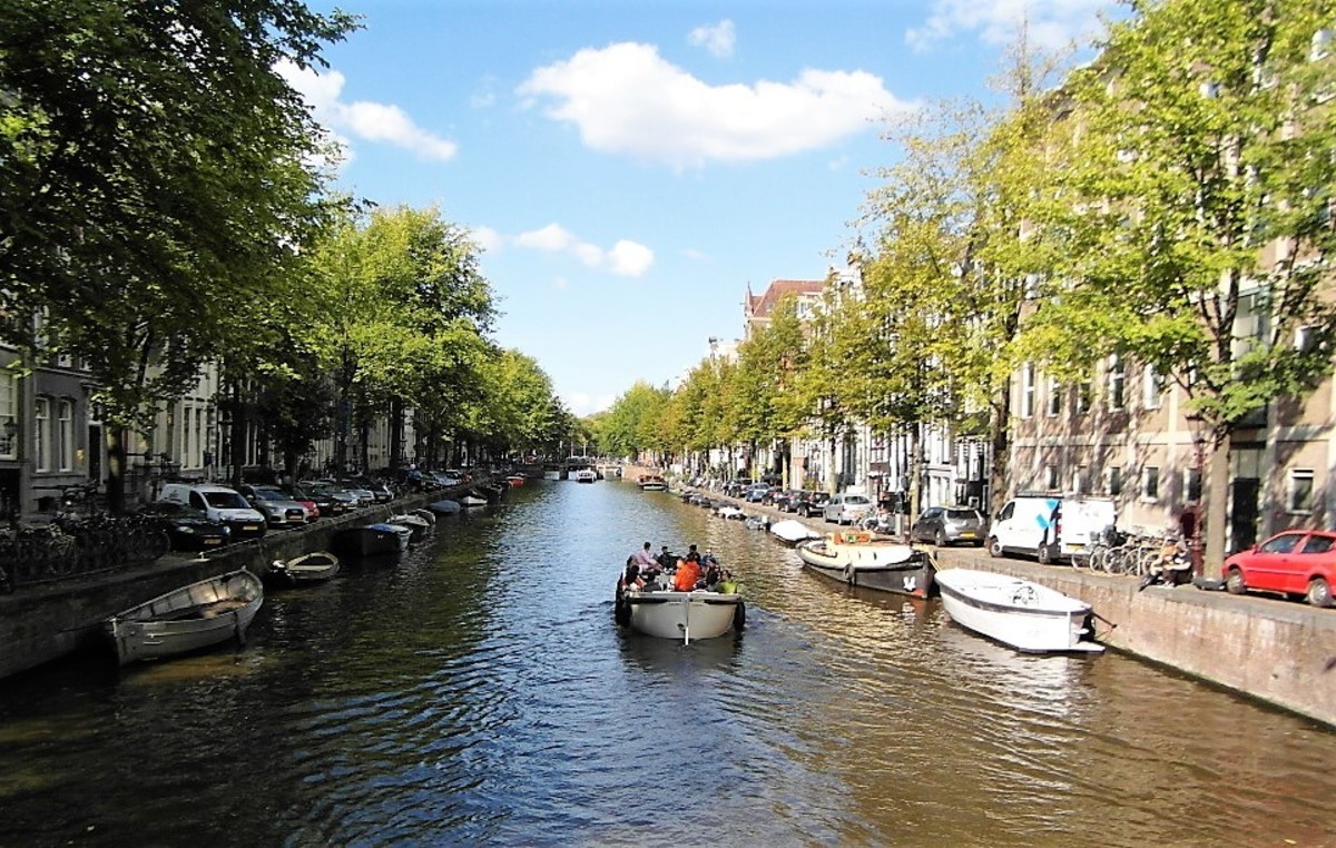 Top 10 Things to See on the Water in Amsterdam