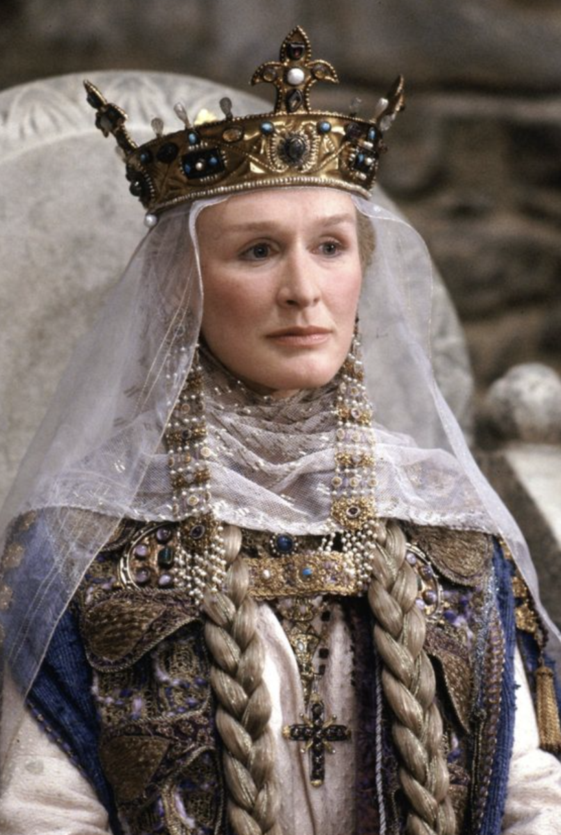 The 10 Best Crowns & Tiaras in Period Movies - HubPages