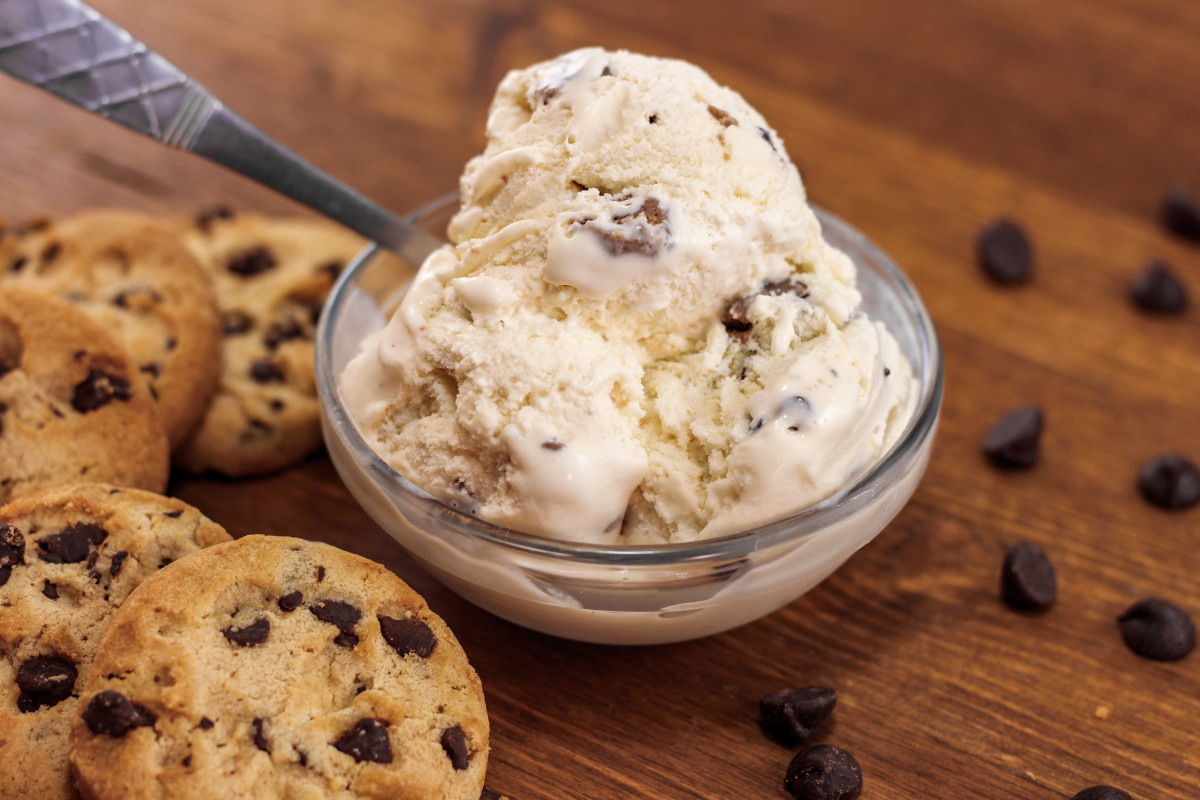 Cute Trick for Decadent Single-Serving Desserts Is Brilliant