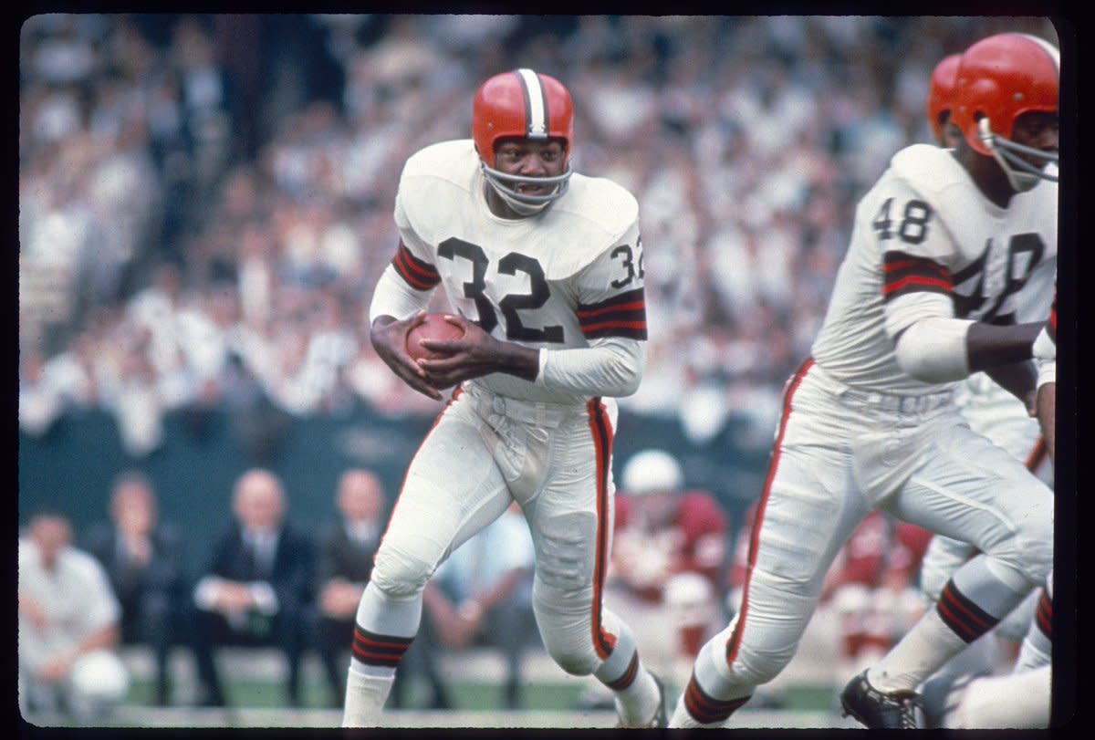 Remembering Jim Brown, the NFL's Greatest Running Back