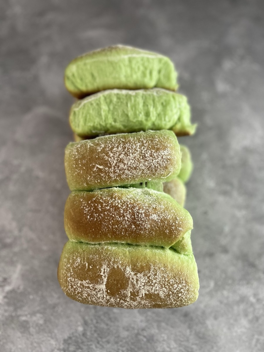 How to Make Soft and Fluffy Pandan Milk Rolls