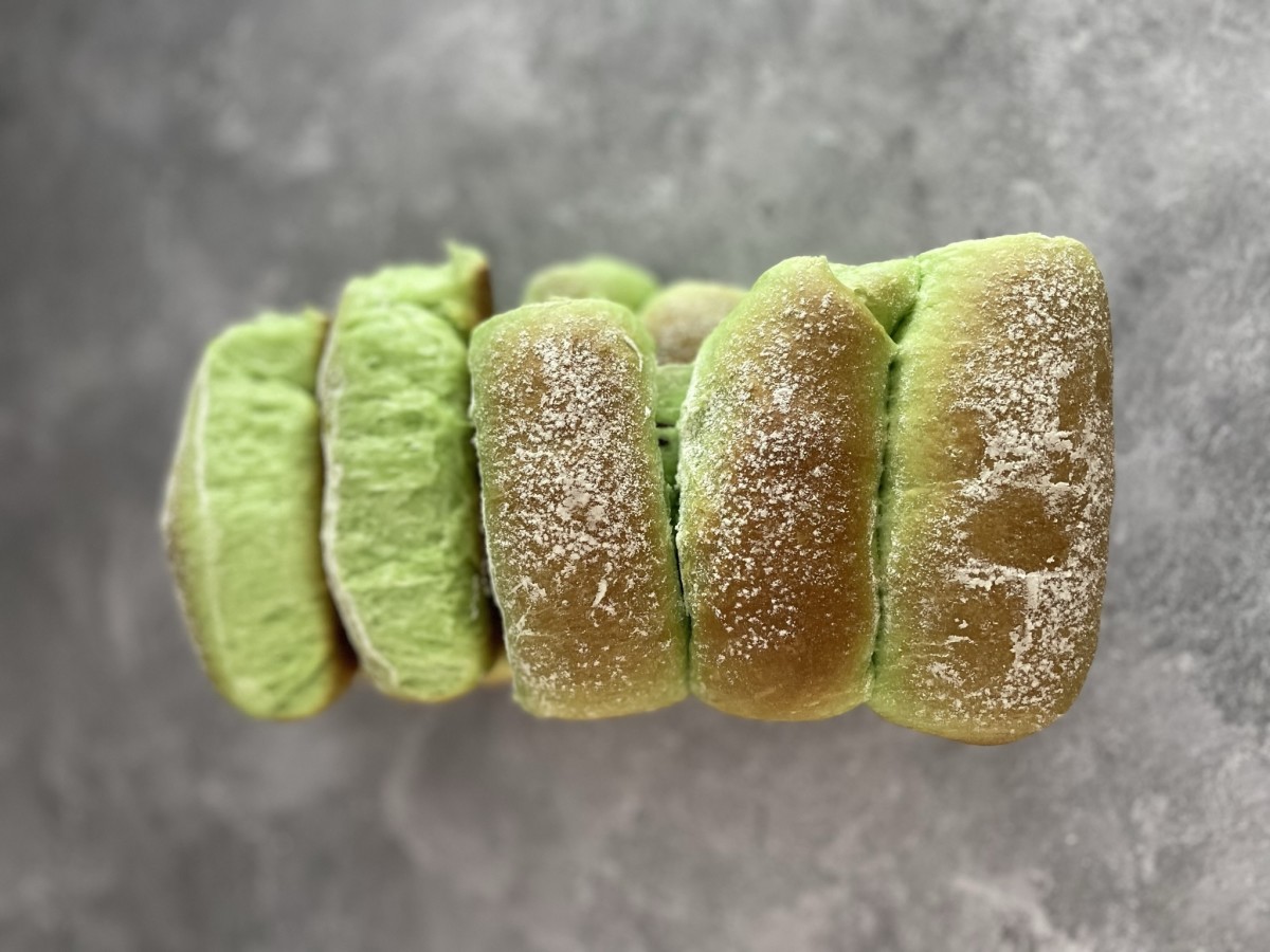 How to Make Soft and Fluffy Pandan Milk Rolls