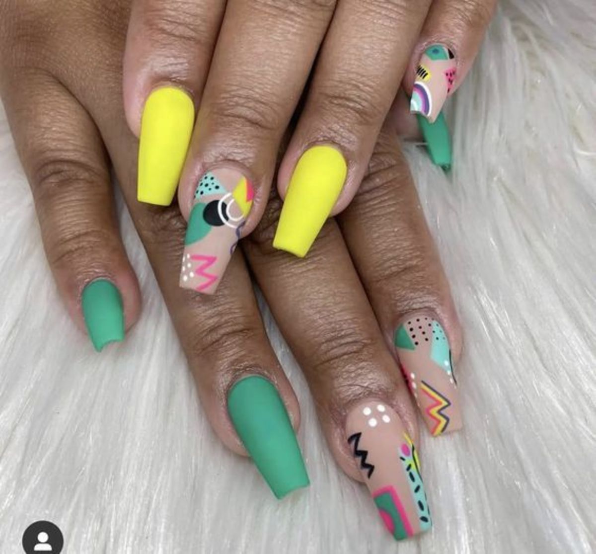 25+ Bright Color Nail Art Designs for Summer - Bellatory