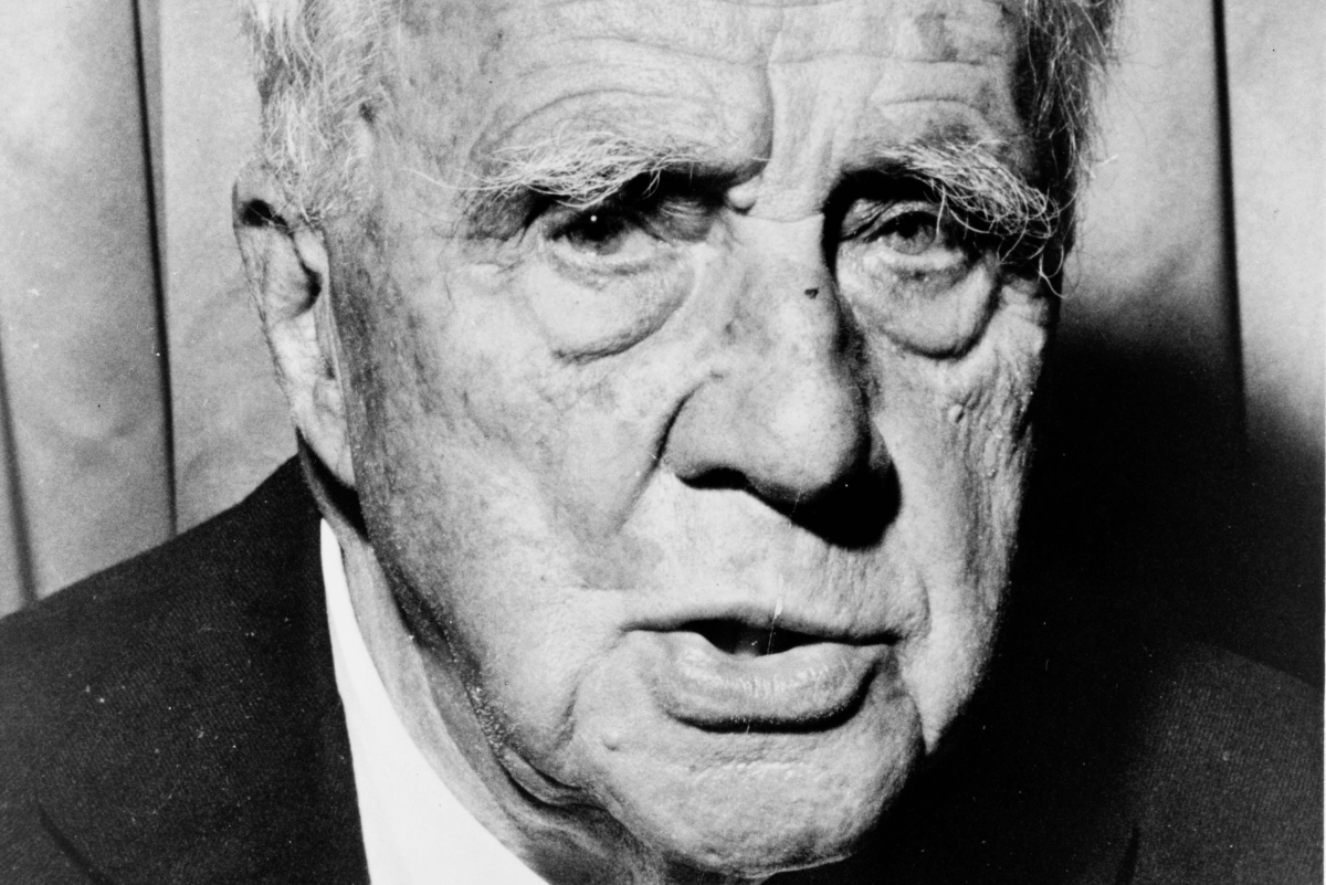 Analysis of Poem 'Mowing' by Robert Frost