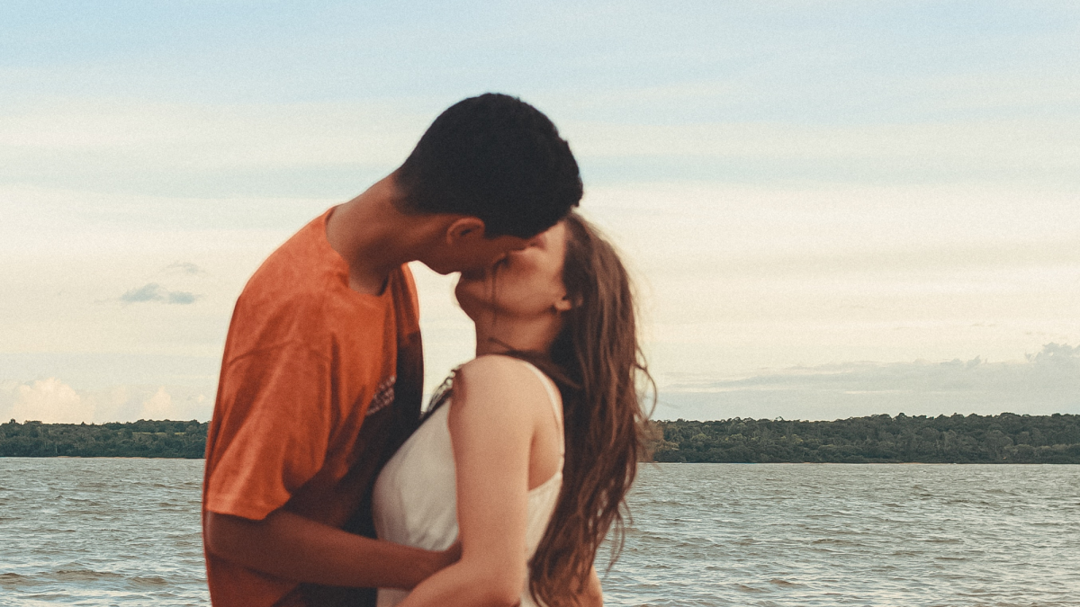 How to Be a Good Kisser: Master the Perfect Kiss