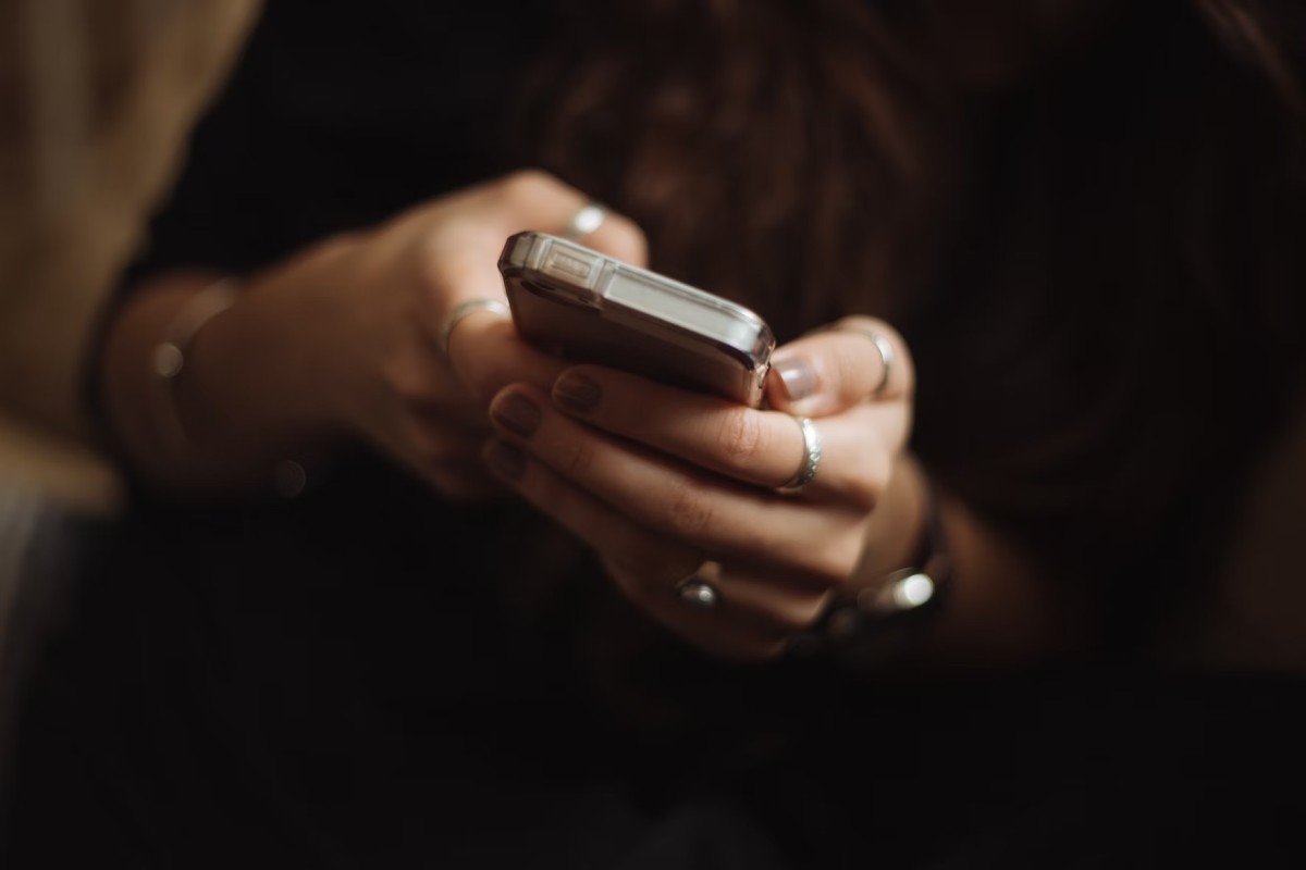 How to Text Your Boyfriend