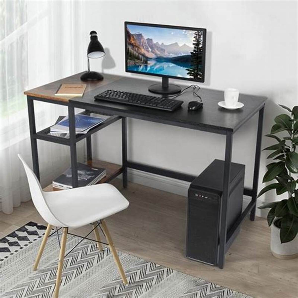Choosing the Best Computer Desk for You and Your Home