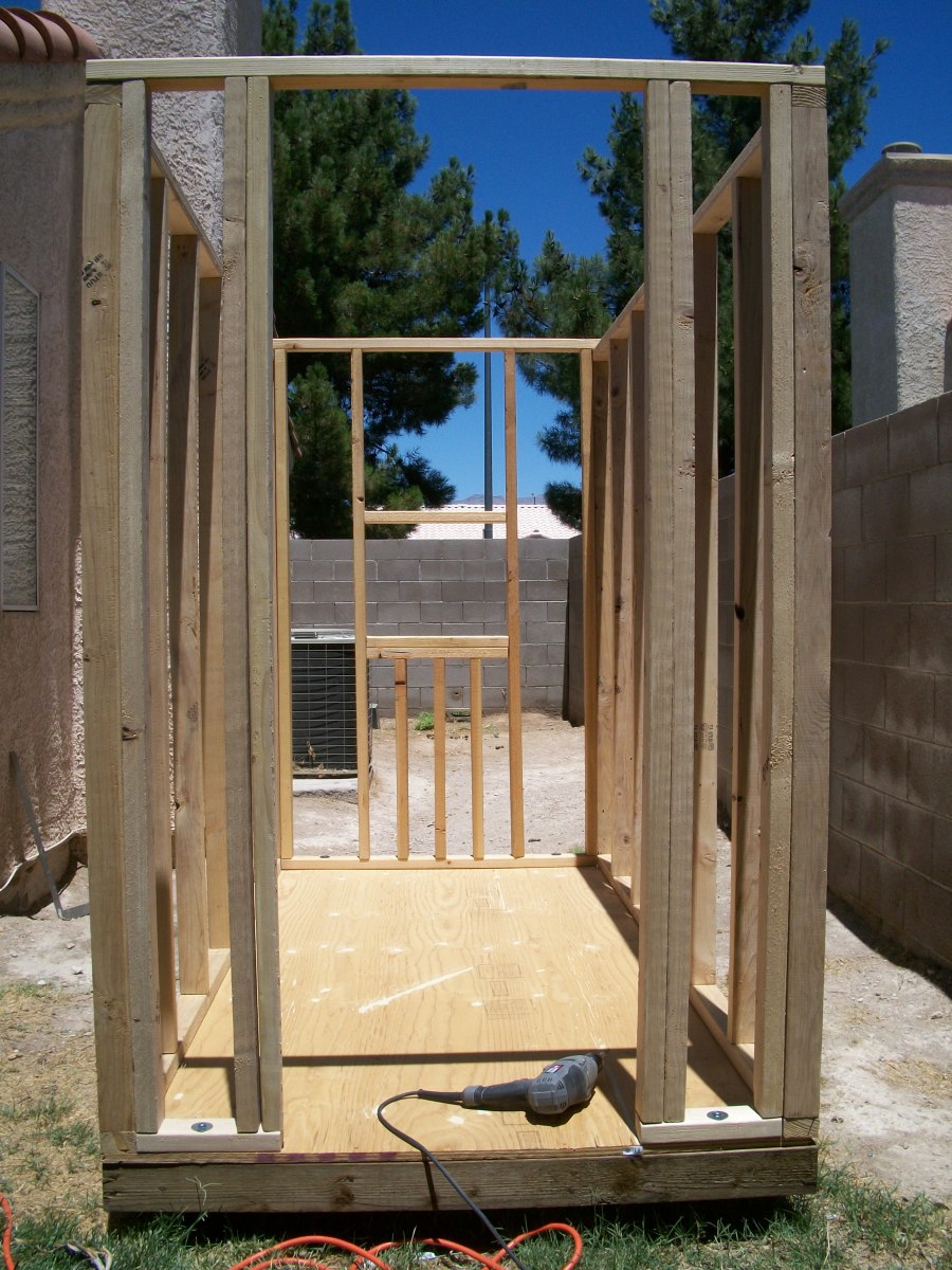 Framing the Walls for a Shed Style Dog House with Air Conditioning
