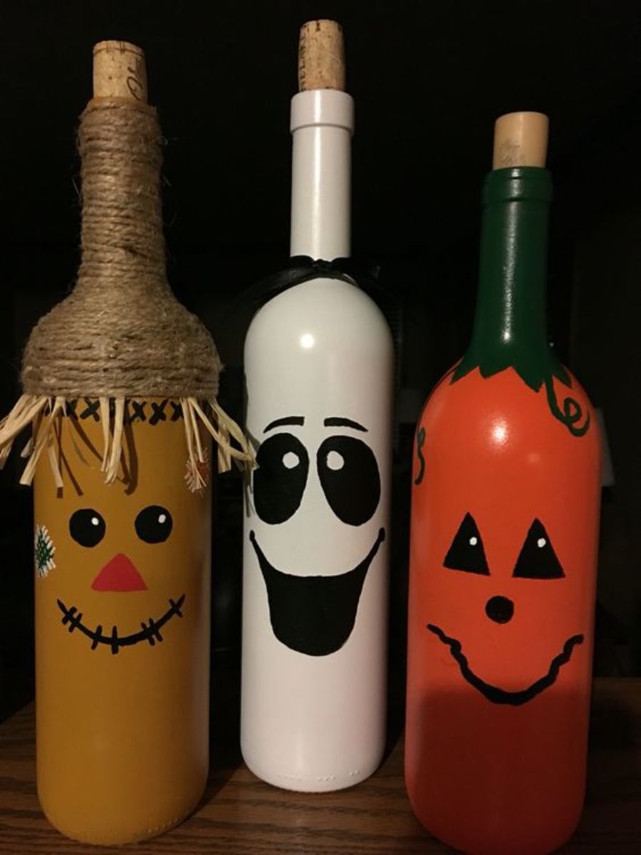 8 Easy DIY Wine Crafts For Halloween
