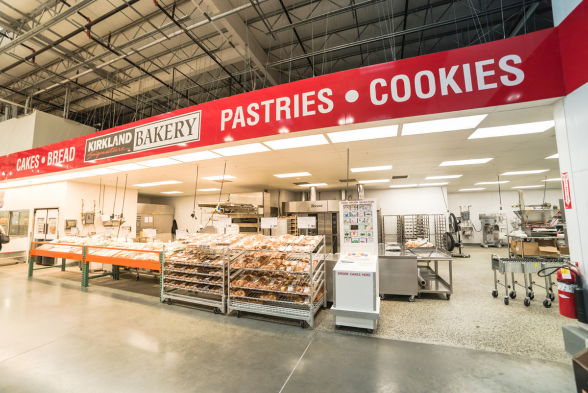 Costco's New SummerThemed Bakery Treat Is a Guaranteed Winner