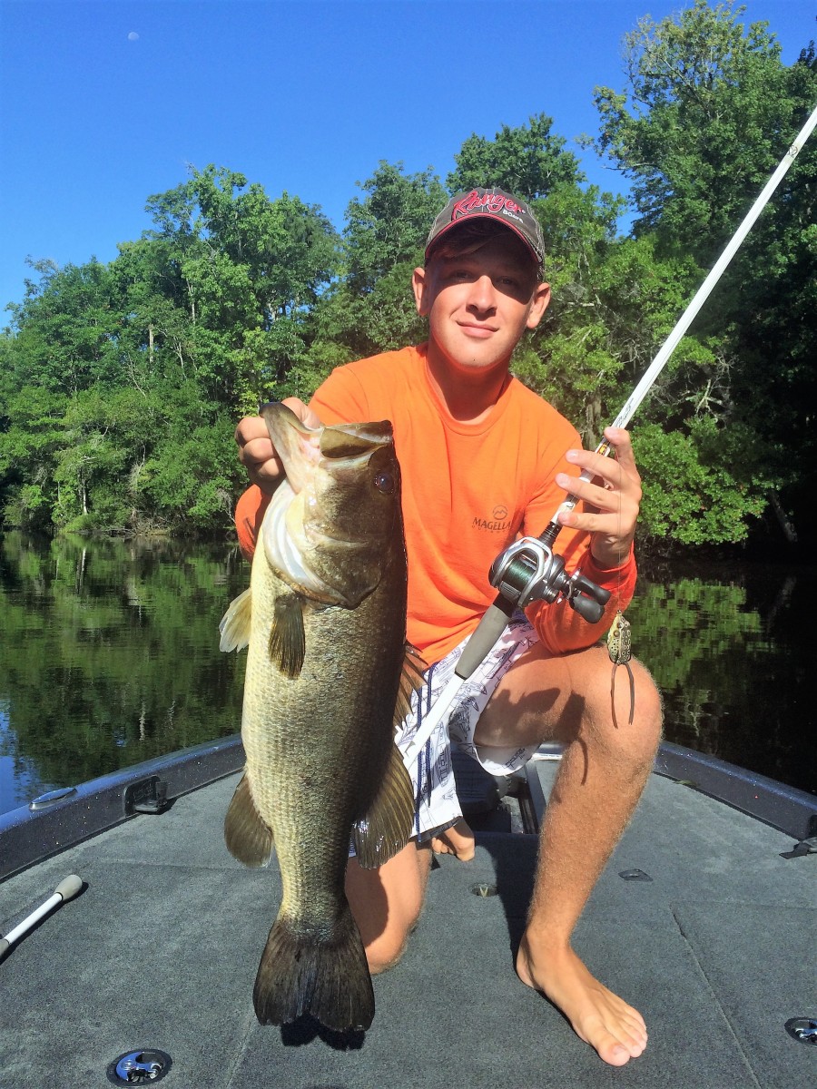 Bass Fishing the Florida Everglades' L67 Canal - SkyAboveUs