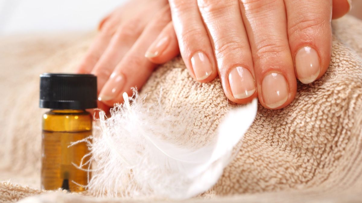 How to Manicure and Care for Your Nails at Home