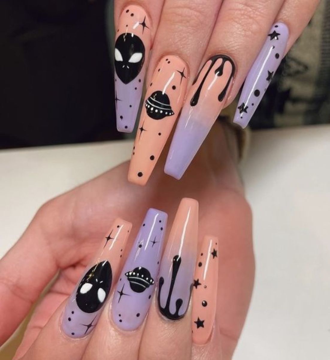 awesome-halloween-nail-art-designs