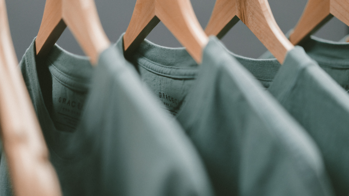 How to Steam Clothes: The Benefits of Steaming vs Ironing