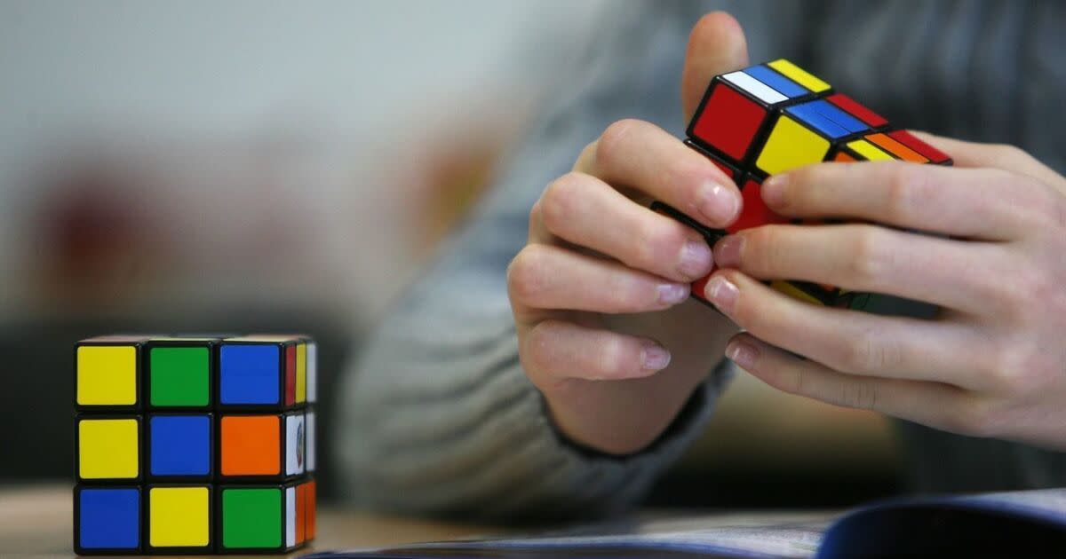 How to Solve the Rubik's Cube with a Single Algorithm