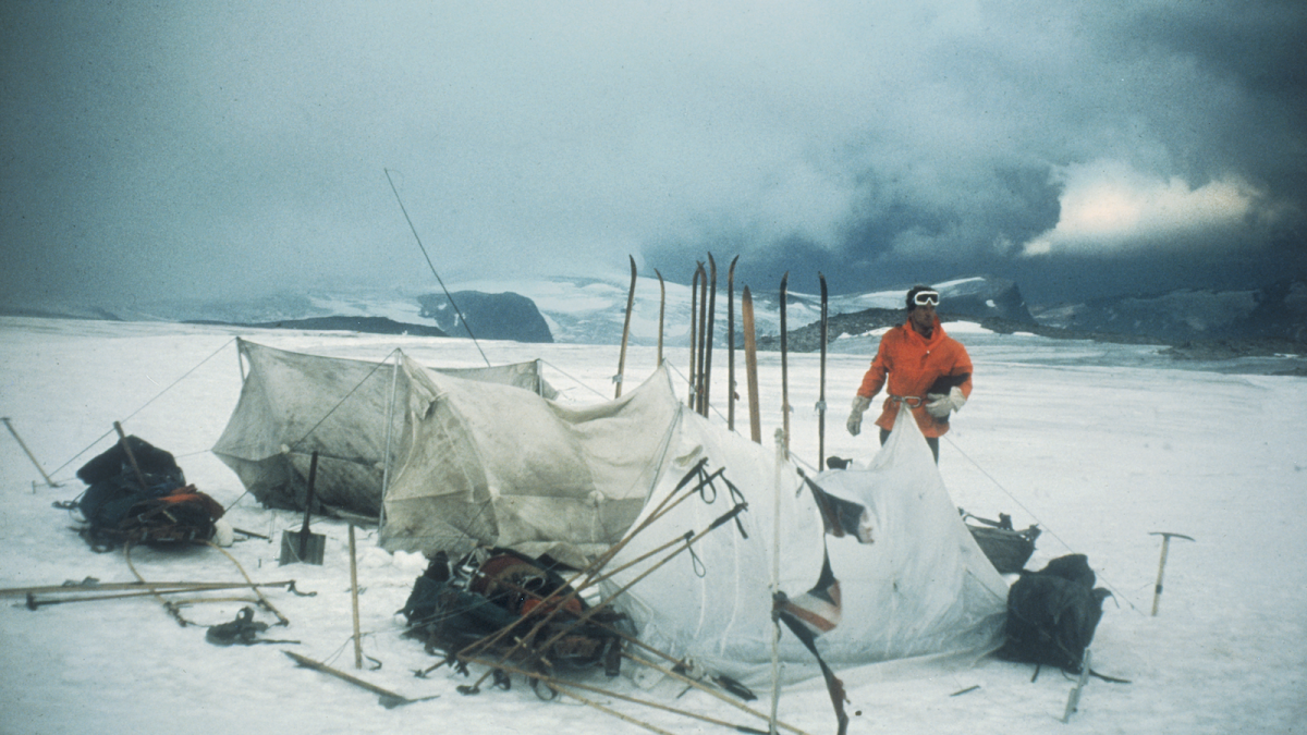 How Humans orchestrated a Race to the Polar Regions - HubPages