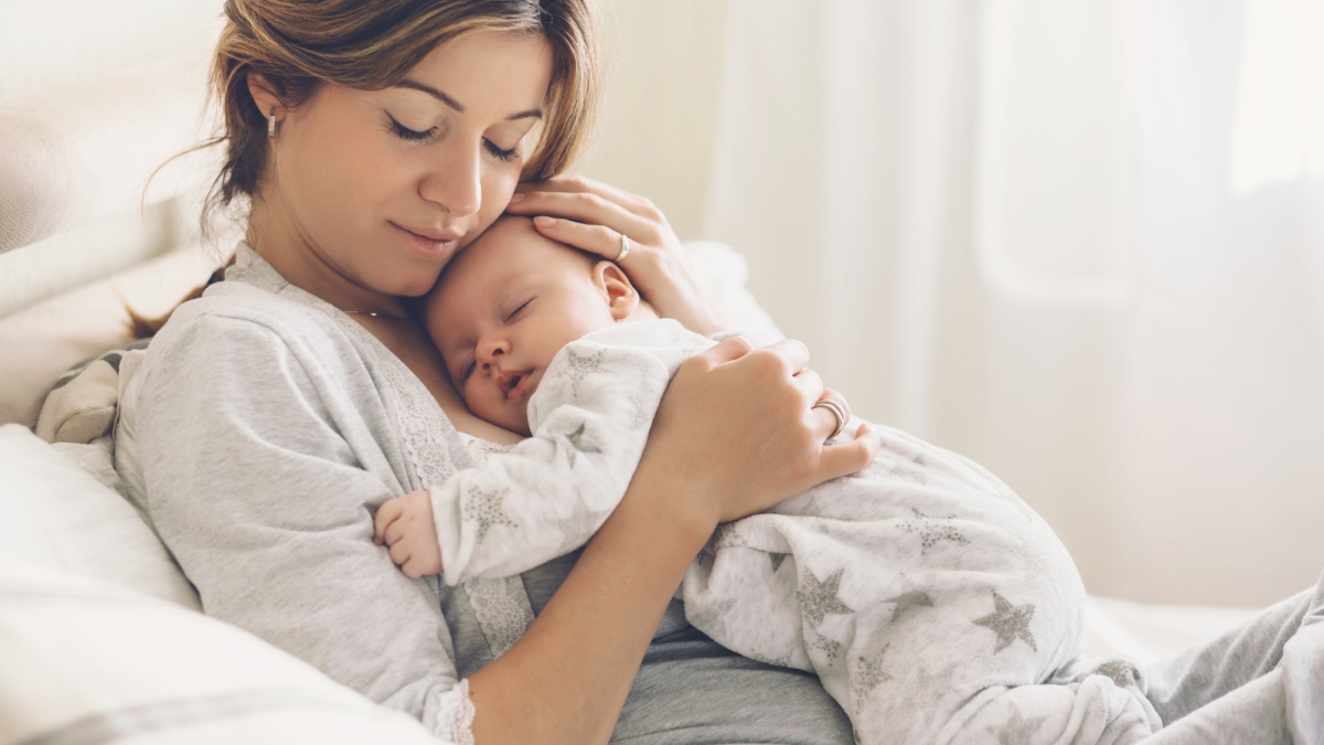 21 Essential Postpartum Products for Moms