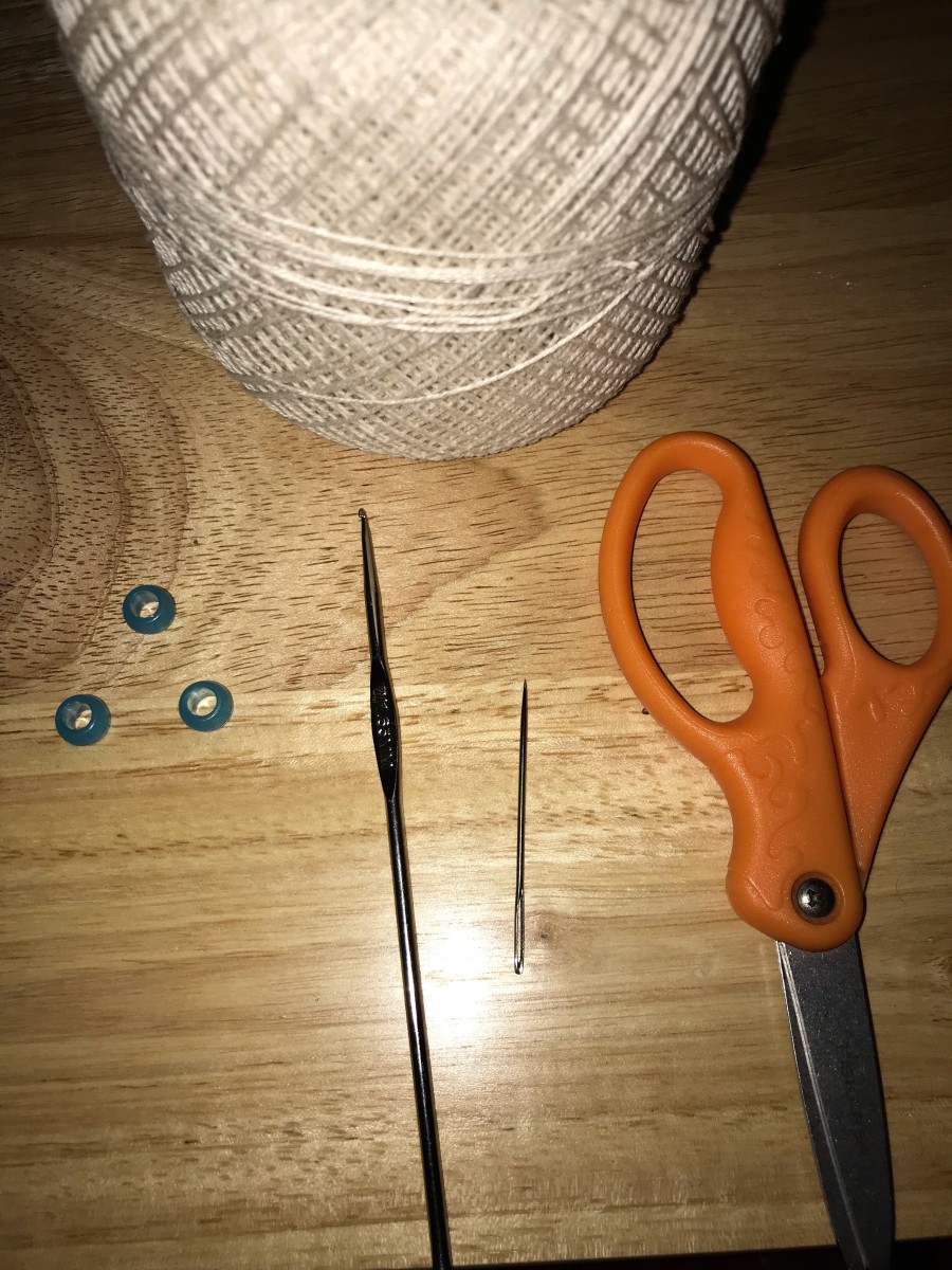 Crochet Classic Monster High Doll Dress Pattern HubPages crochet-classic-monster-high-doll-dress-pattern-hubpages