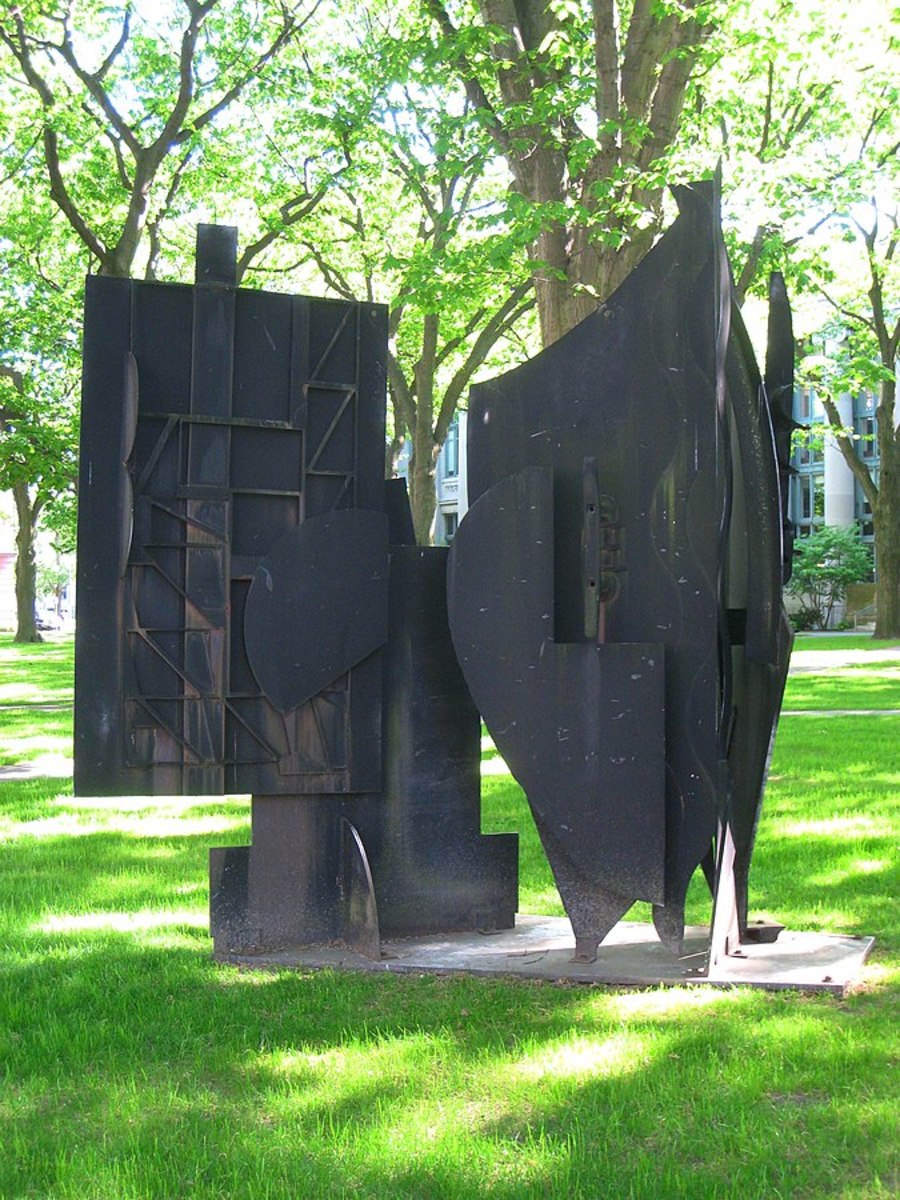 Louise Nevelson Sculpture in Houston: 