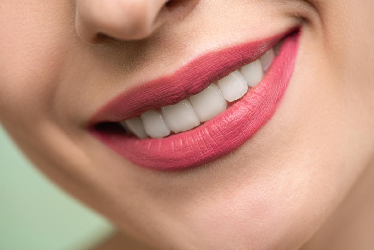9 Steps to Keep Your Teeth Healthy and Strong