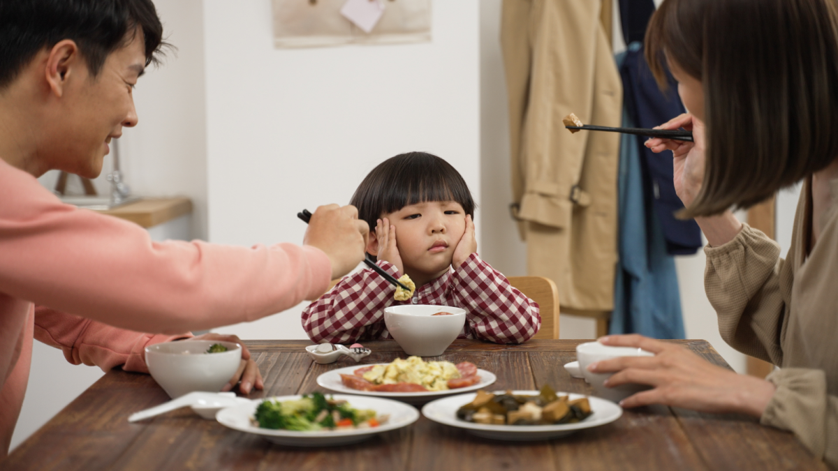 10 Ways to Stop Your Child's Picky Eating Habits That Really Work!