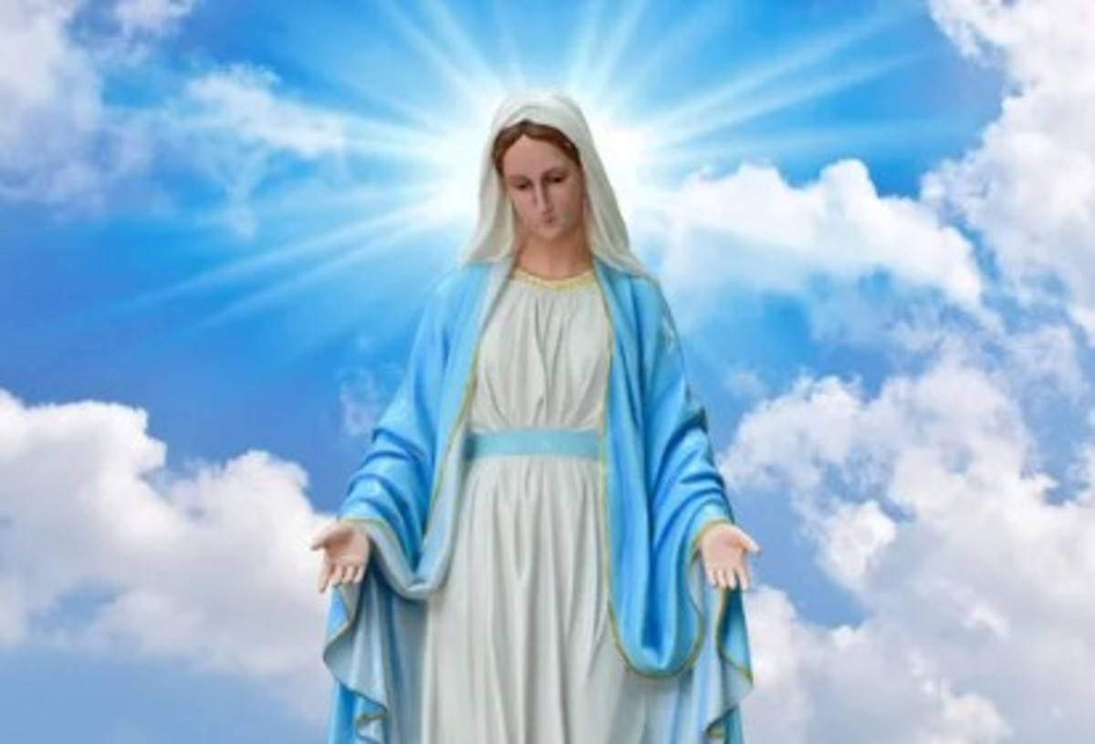 Three Times Mary the Mother of Jesus Pondered in Her Heart LetterPile