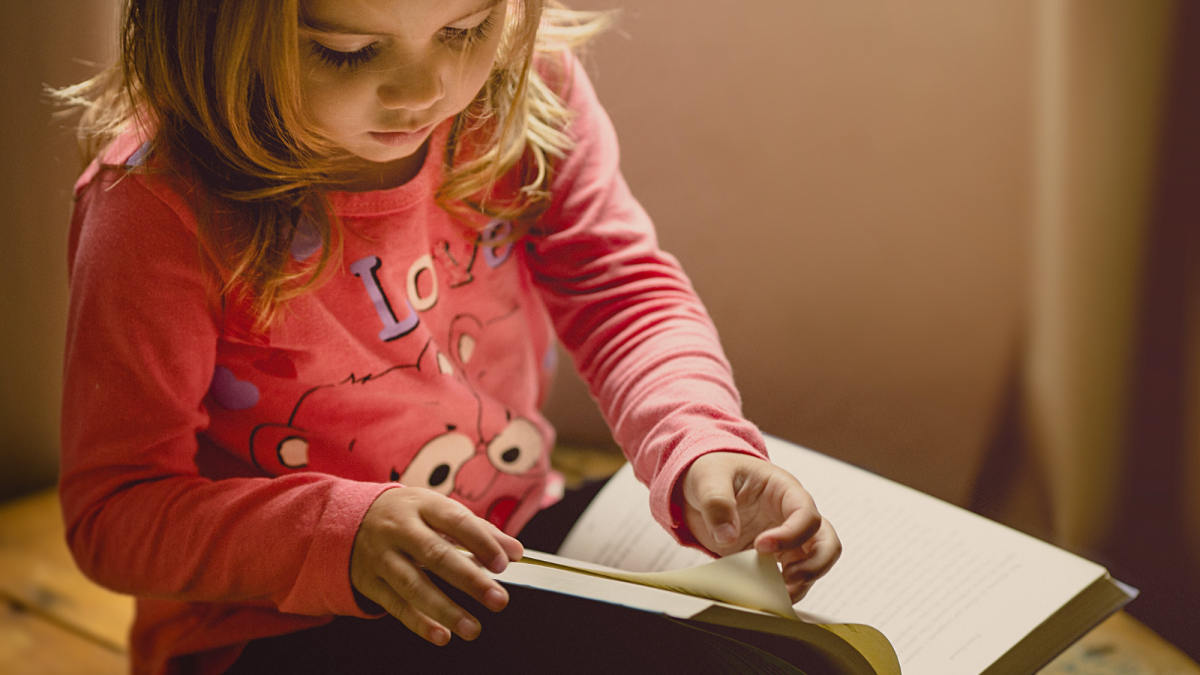 How to Teach Your Child to Read a Book in 30 Days