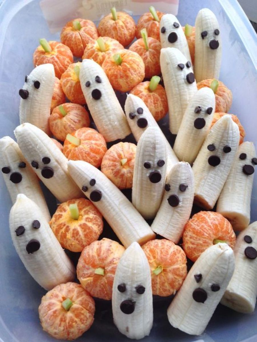 Ghostly bananas and Jack-O-Lantern Clementines: Healthy treats for the  kids' school H…