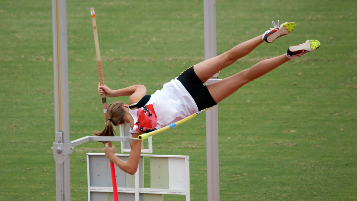 What Kind of Equipment Will My High School Pole Vaulter Need?