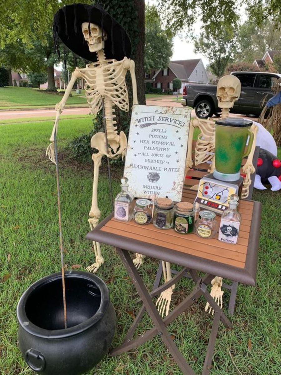 spooktastic skeleton halloween decoration ideas for front yard