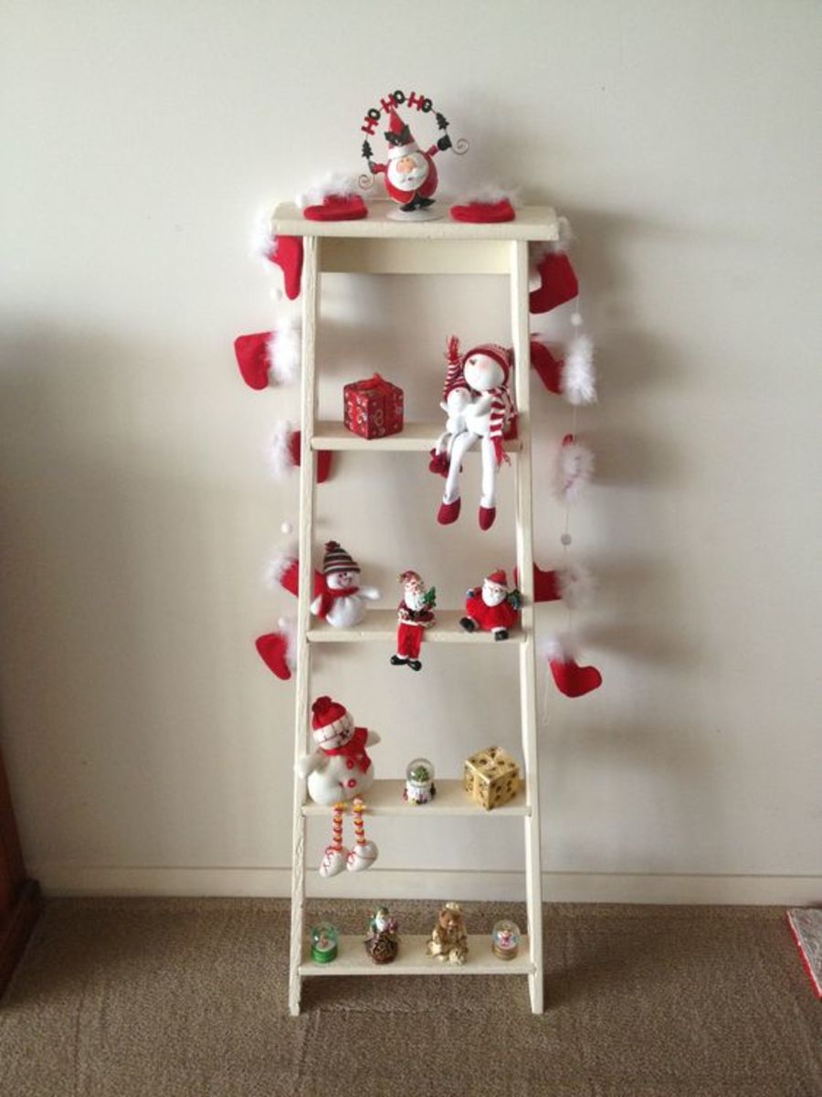 50+ Cozy and Creative Small Apartment Christmas Decor Ideas HubPages