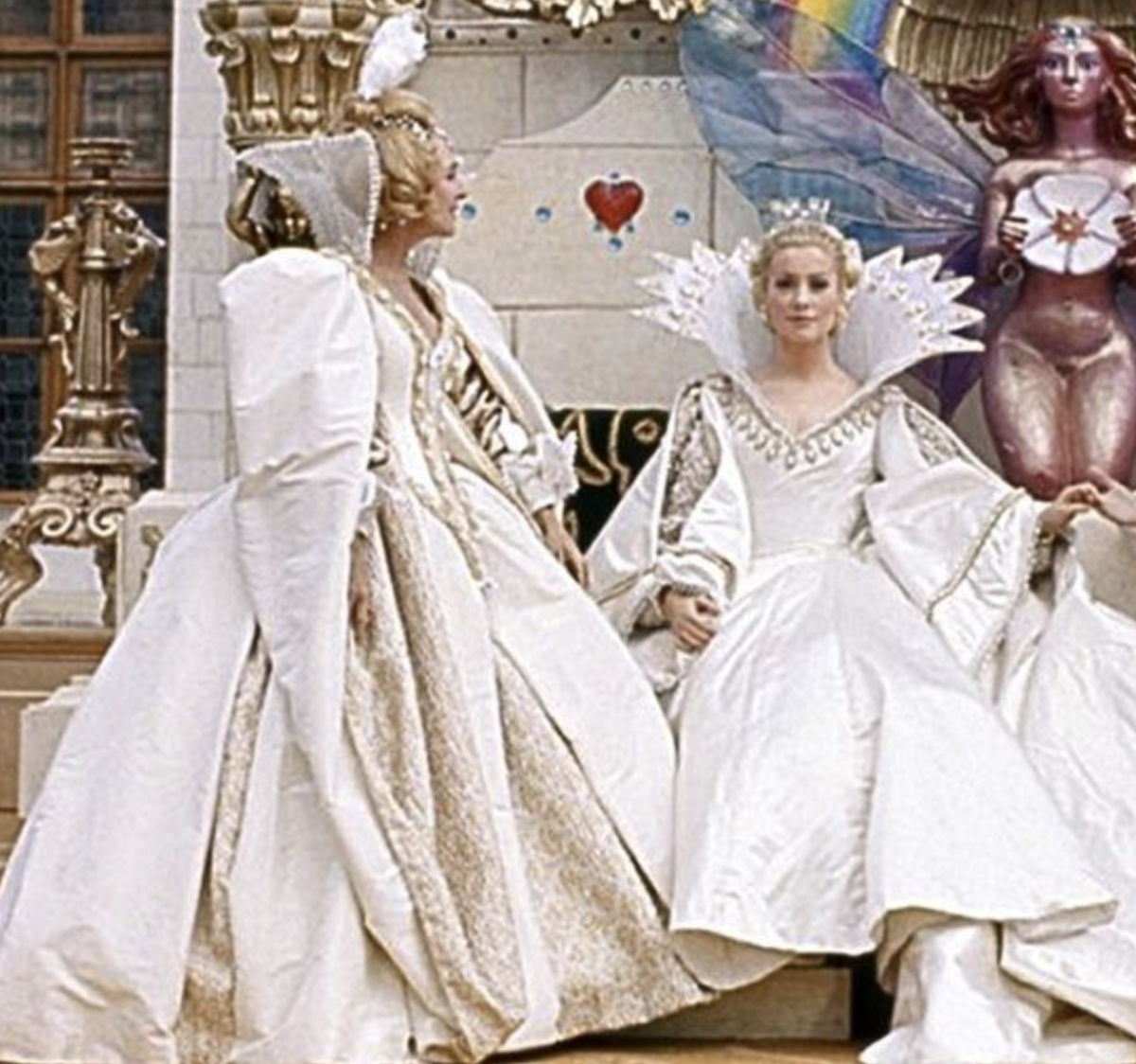 20 Best Wedding Gowns From Fantasy/Sci-Fi Movies - HubPages, image size:1200x1124