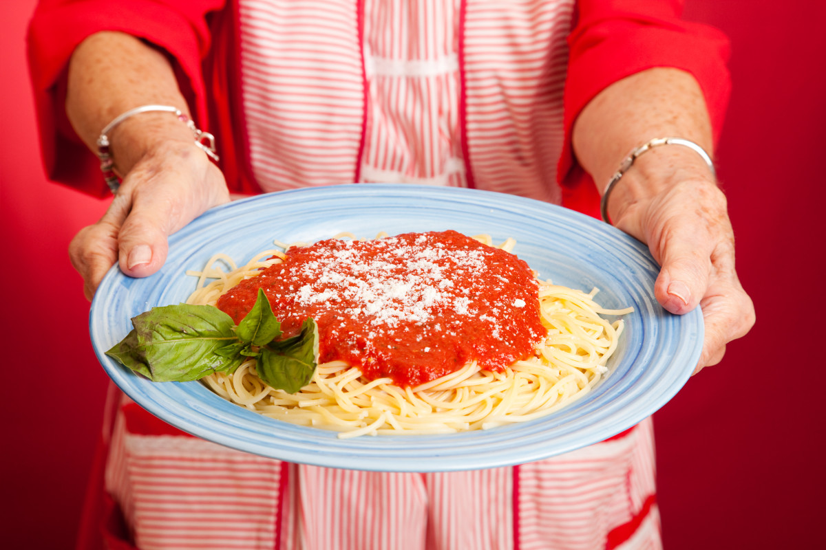 Granny’s Response to Son Adding a Topping to Her Pasta Is Absolutely