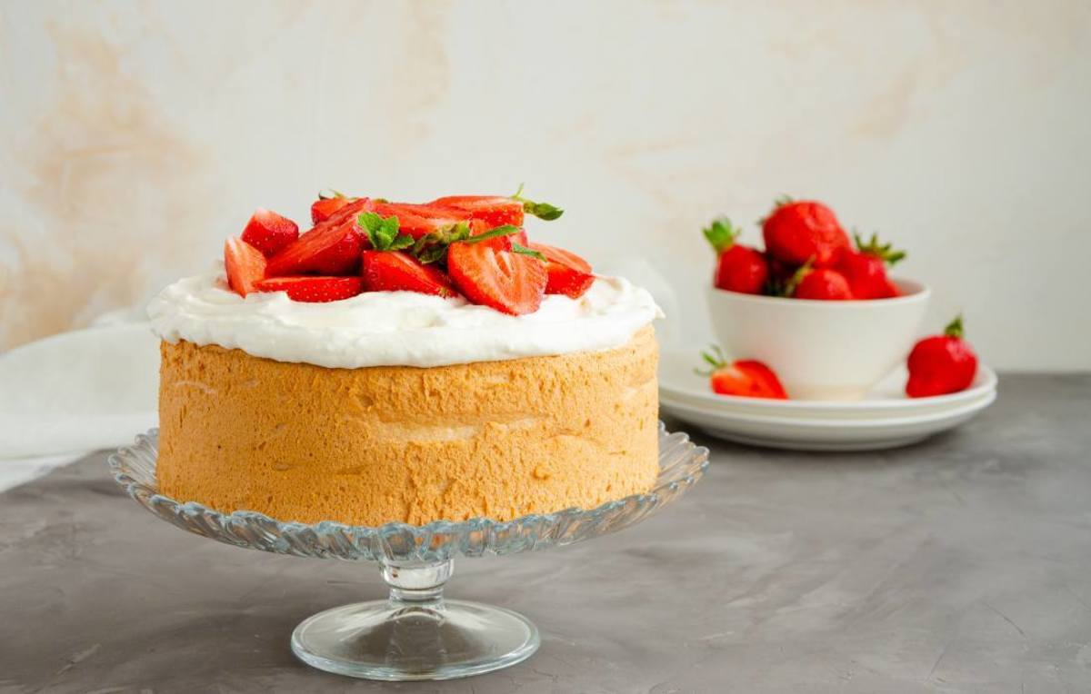 Can You Freeze Icing on a Cake? Delishably