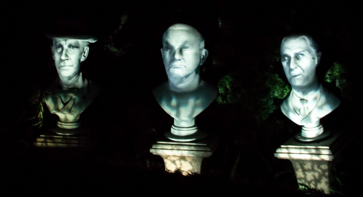 How to Throw a Haunted Mansion Party Holidappy