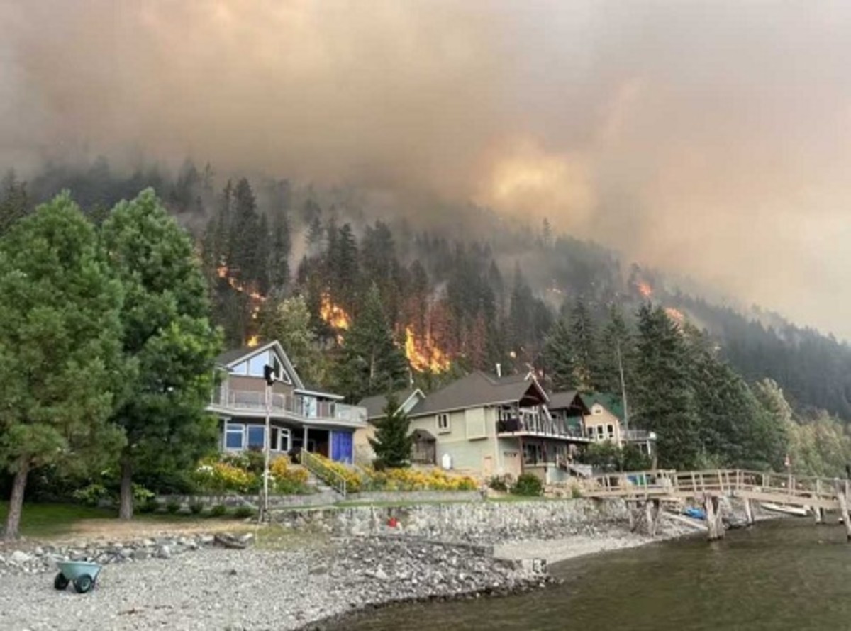 THE 4 FIREFIGHTERS IN B.C DIED IN FRONT LINES AND THE MOST DEVASTATING ...