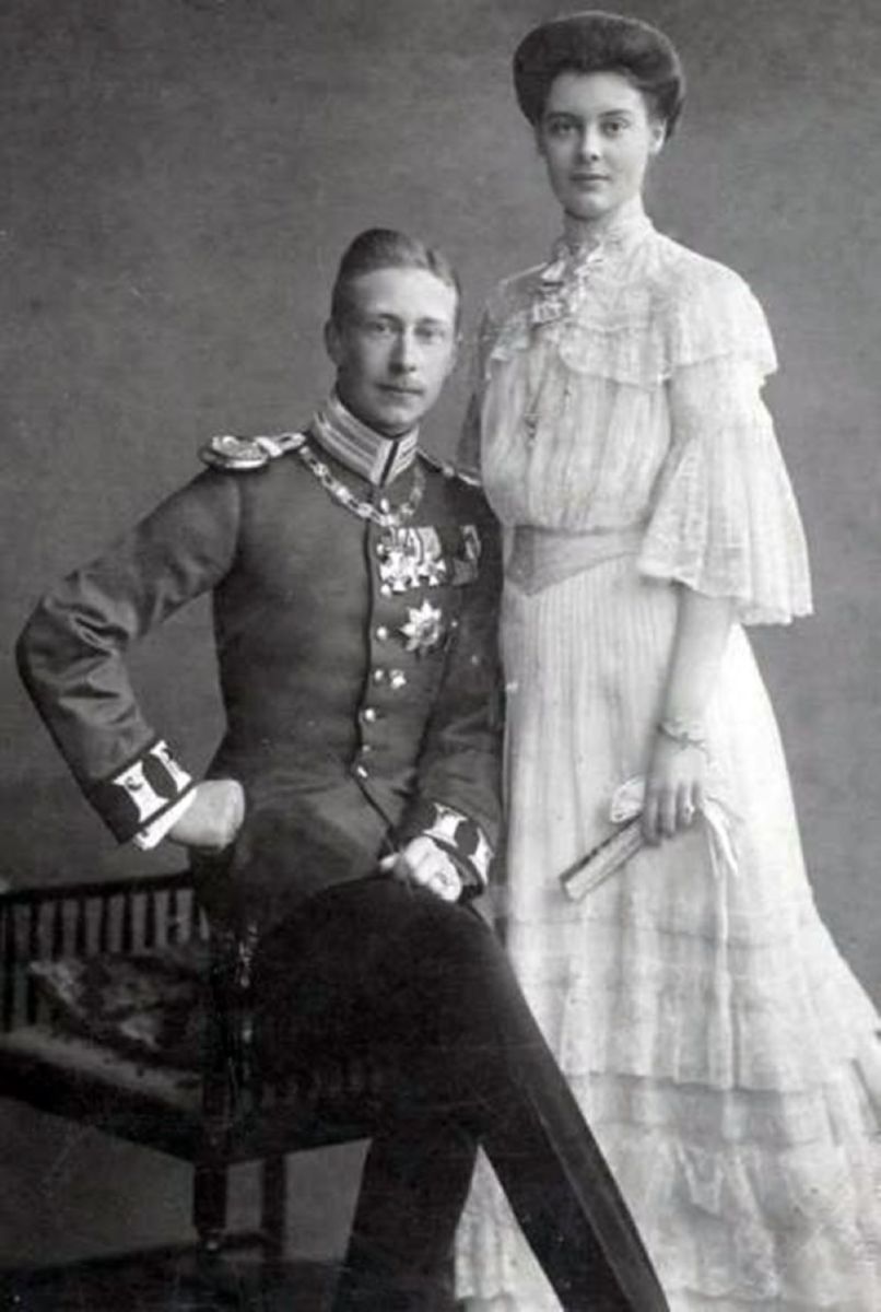 Crown Prince Wilhelm and his wife Crown Princess Cecile of Mecklenburg-Schwerin. 