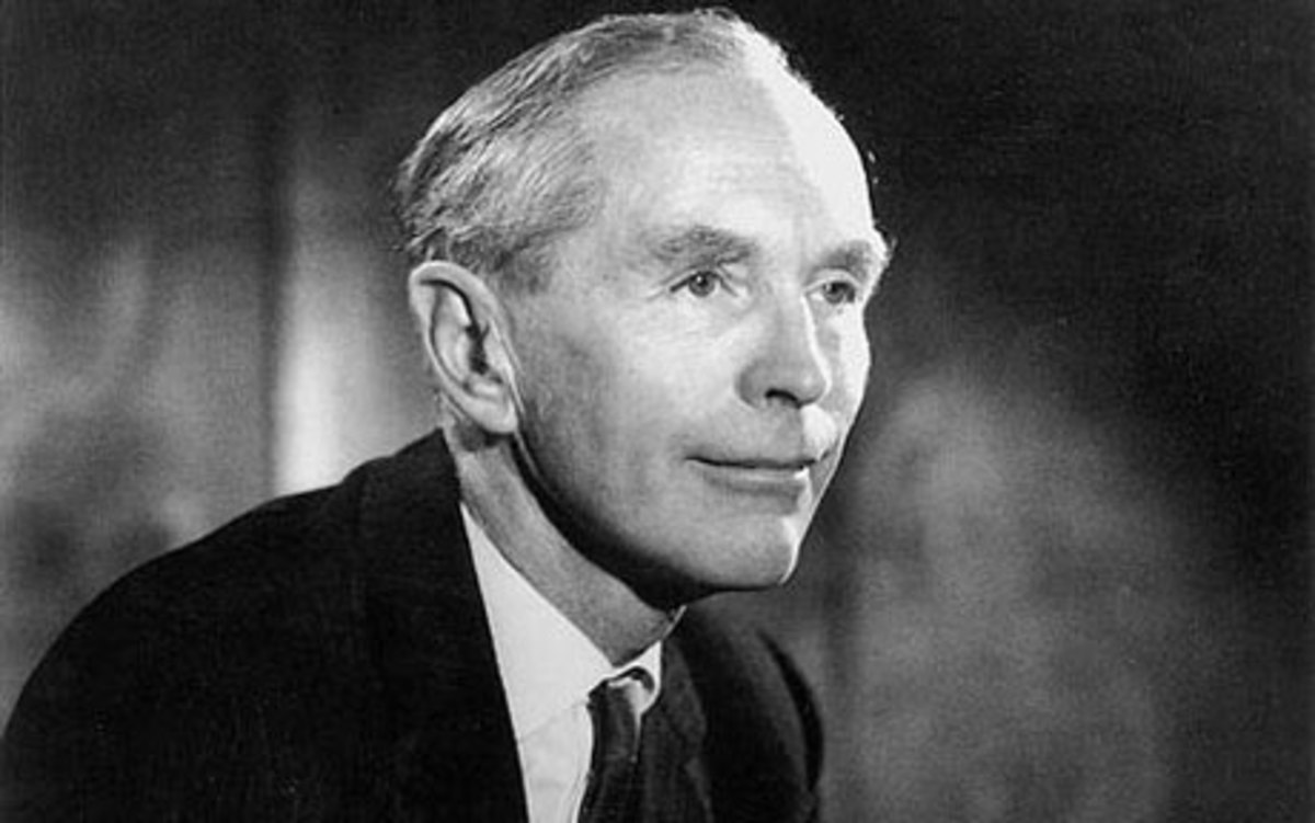 Alec Douglas - Former Prime Minister and leader of the Conservative Party.