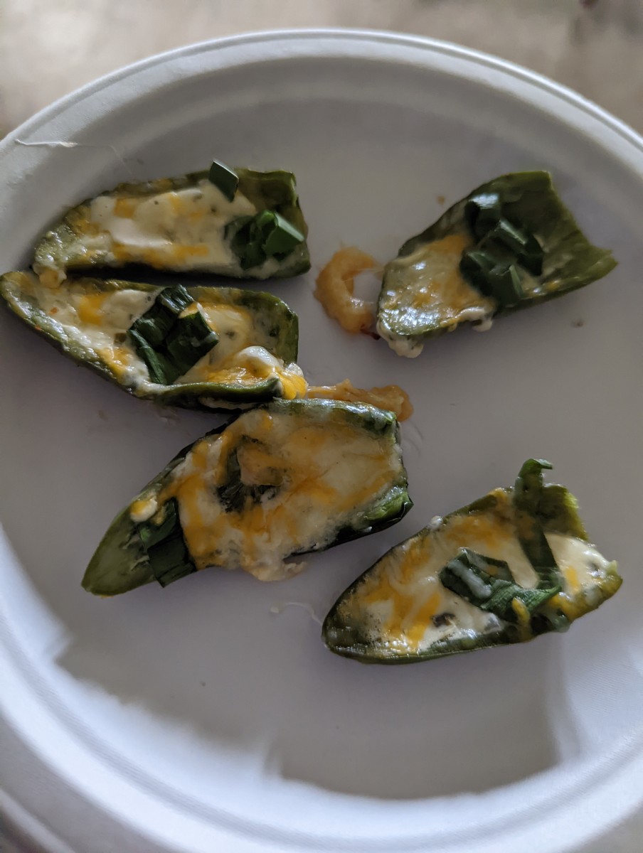 jalapeno-filled-with-cream-cheese-on-the-grill