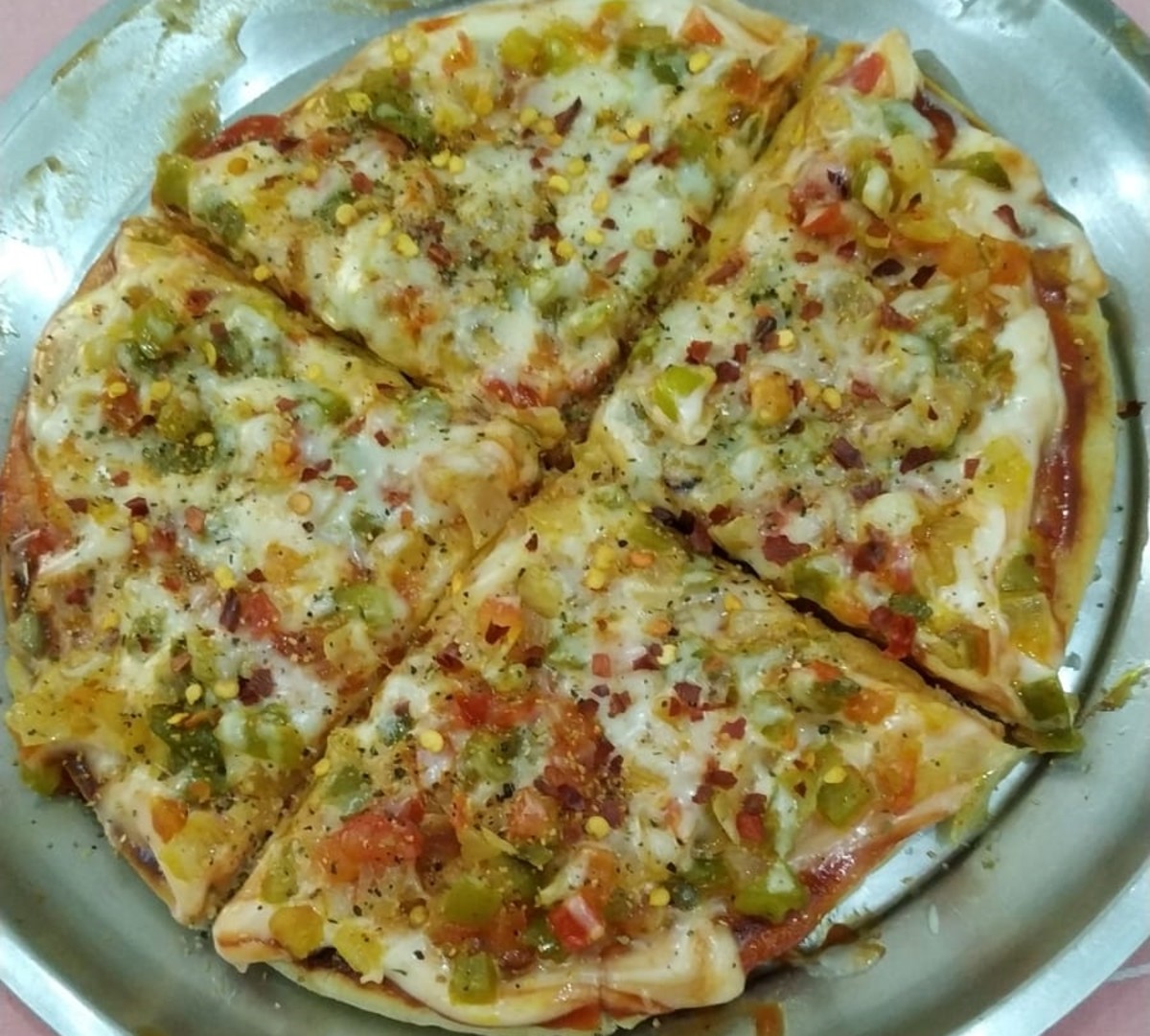 Simple and Mouth-Watering Recipe of Pizza (an Indian Housewife)